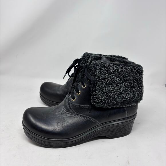 OTBT Shearling Boots Size‎ 9 Bangor Faux Fur Ankle Black Leather Lace Up Wedge - Picture 1 of 11